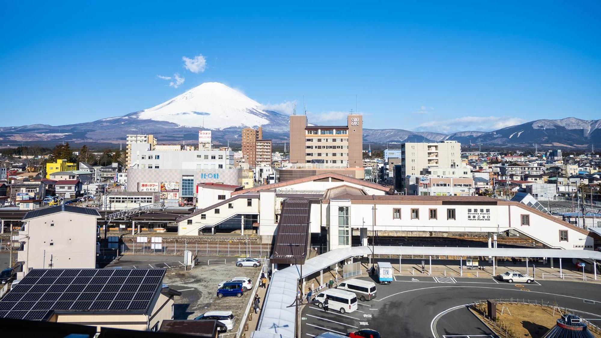 Toyoko Inn Gotemba Ekimae Екстериор снимка